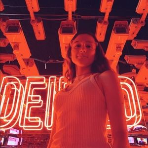 Meet your Posher, Abby